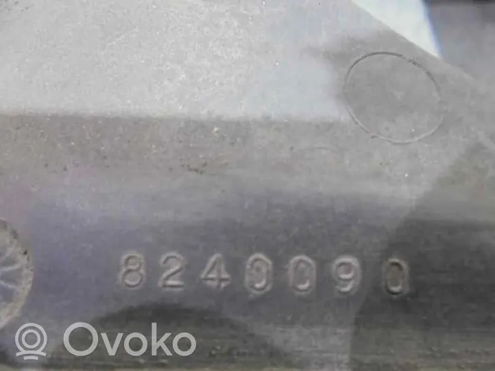 Nissan Primera Elektryczny wentylator chłodnicy 8240090