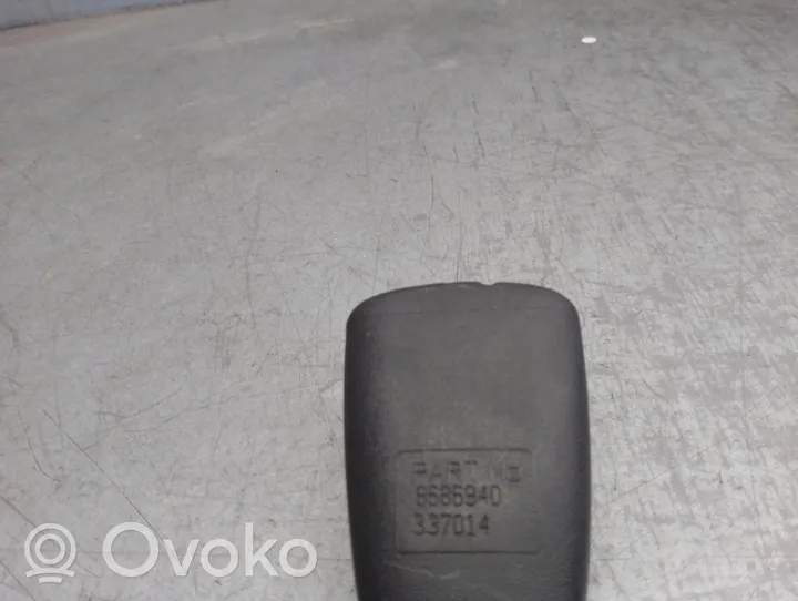 Volvo C30 Boucle de ceinture de sécurité avant 8686940