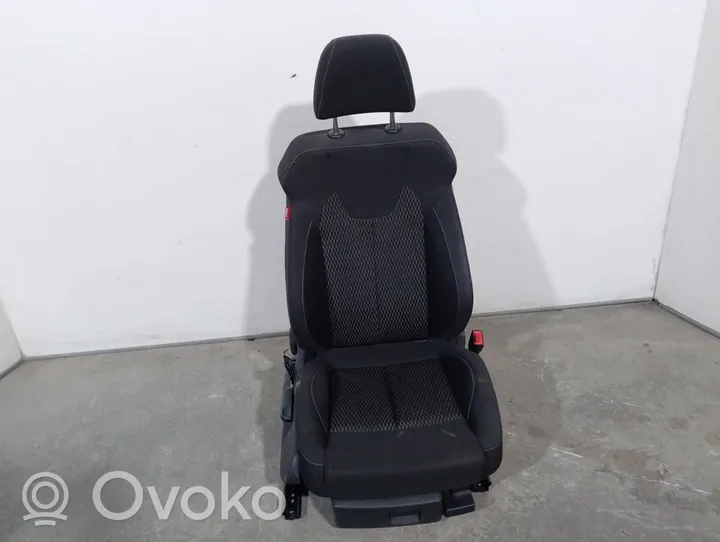 Seat Exeo (3R) Etumatkustajan istuin 3R0881405K