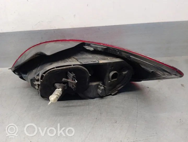 Volkswagen Scirocco Lampa tylna 1K8945095R