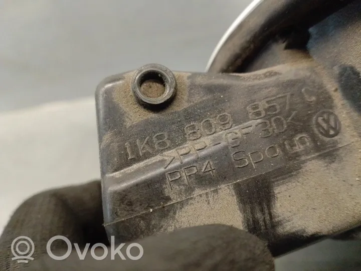 Volkswagen Scirocco Polttoainesäiliön täyttöaukon korkki 1K8809857C