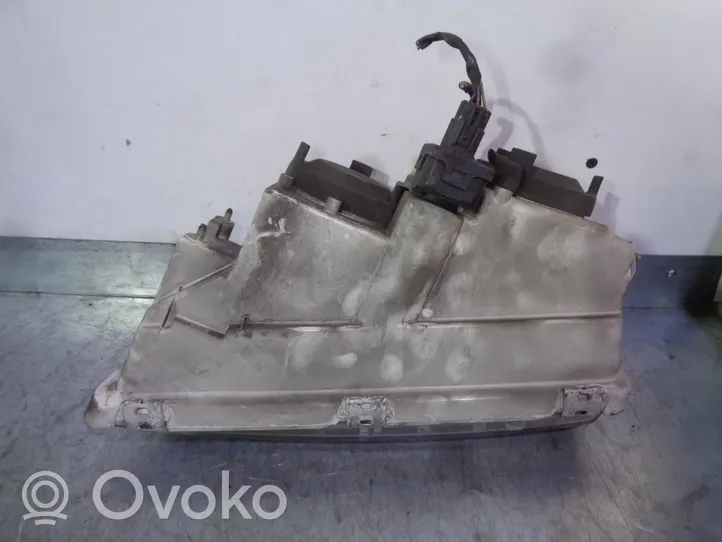 Volvo S40, V40 Phare frontale 30899683