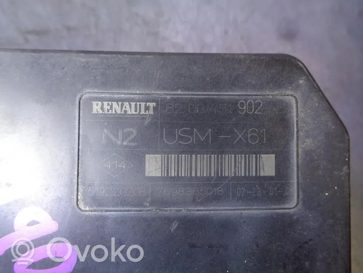 Renault Kangoo II Saugiklių blokas 8200451902