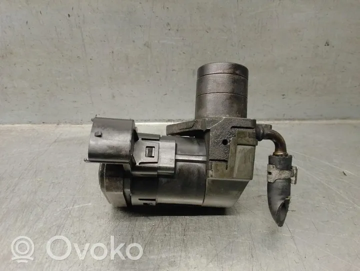 Opel Zafira A EGR valve 00005321A8