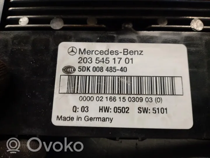 Mercedes-Benz C W203 Module de fusibles 2035451701