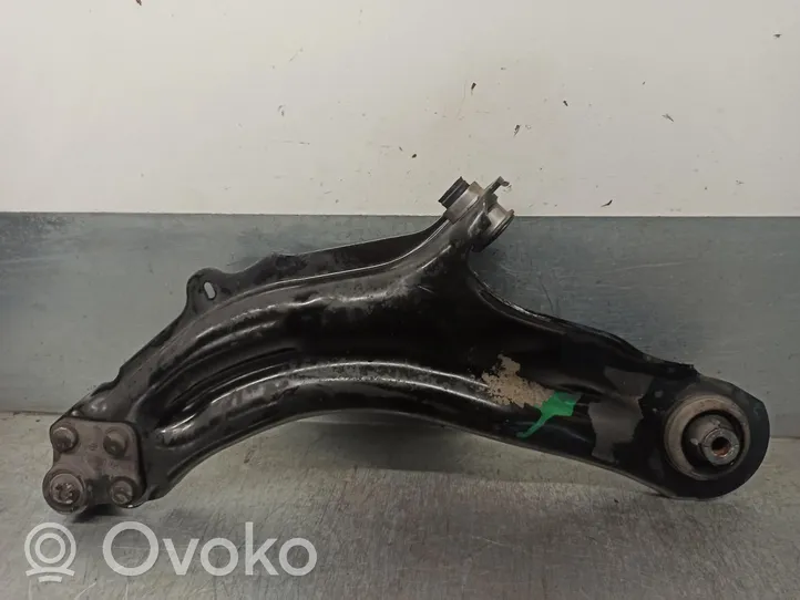 Renault Kangoo I Triangle bras de suspension inférieur avant 8200586567