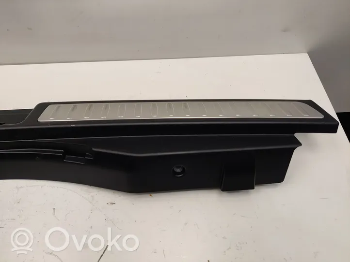 Mercedes-Benz GL X166 Rivestimento di protezione sottoporta del bagagliaio/baule A1666900341