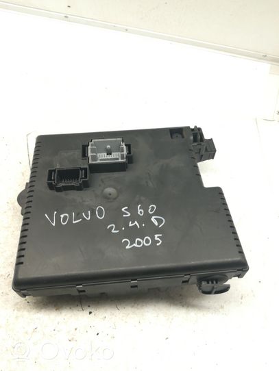 Volvo S60 Module de fusibles 