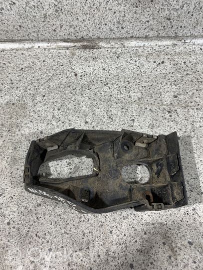 Audi A4 S4 B7 8E 8H Listello di supporto del sottoporta 