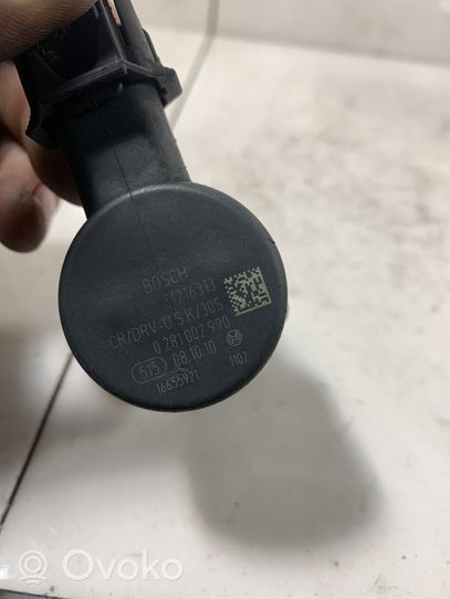 Volvo V60 Fuel pressure regulator 