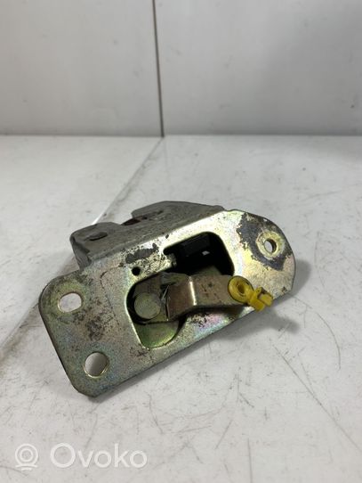 Mitsubishi Carisma Tailgate lock latch 