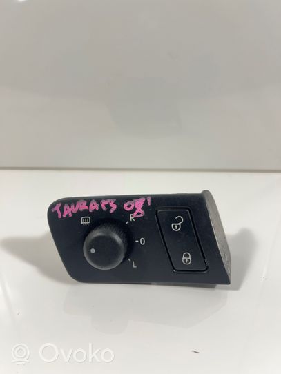 Volkswagen Touran I Mirror heating switch 1T2959552F