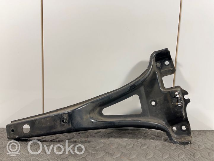 Volkswagen Bora Staffa di montaggio del radiatore 1J0805569B