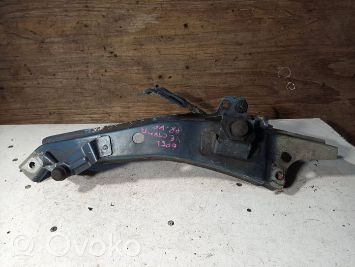 Opel Vectra B Boczny panel mocowania chłodnicy 90506890