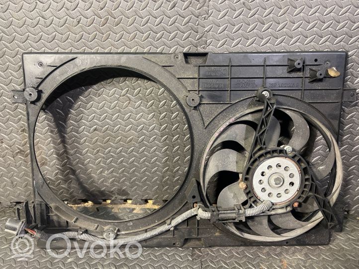 Volkswagen Bora Электрический вентилятор радиаторов 1J0121207M