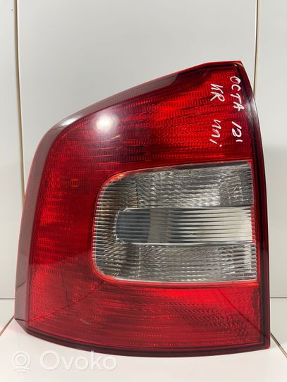 Skoda Octavia Mk2 (1Z) Lampa tylna 1Z9945257