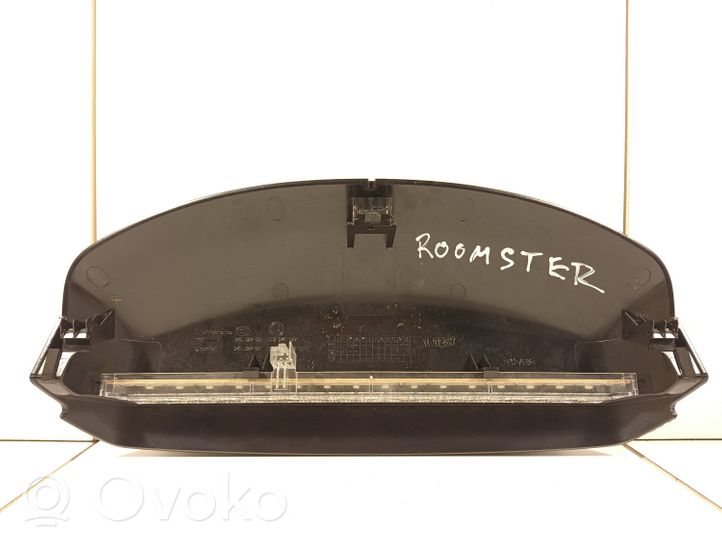 Skoda Roomster (5J) Дополнительный стоп фонарь 5J7945097