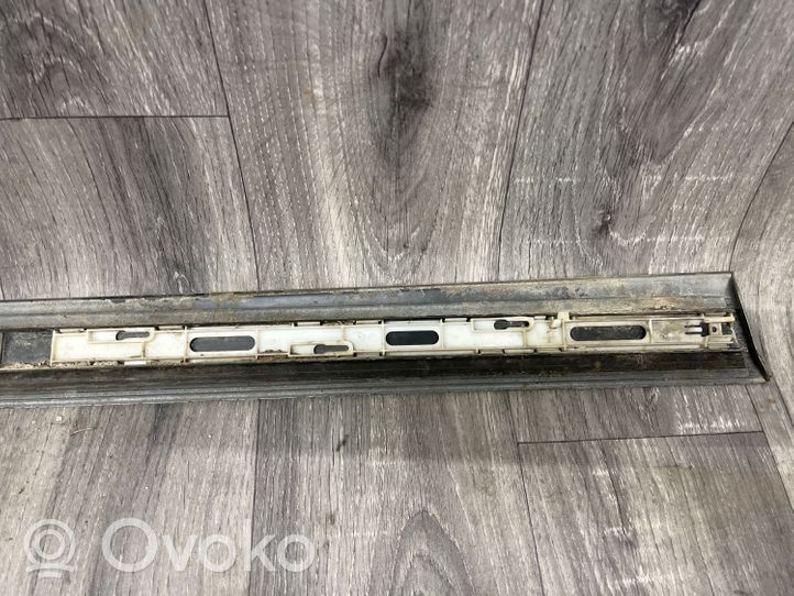 Audi A6 S6 C6 4F Front door trim (molding) SK26134