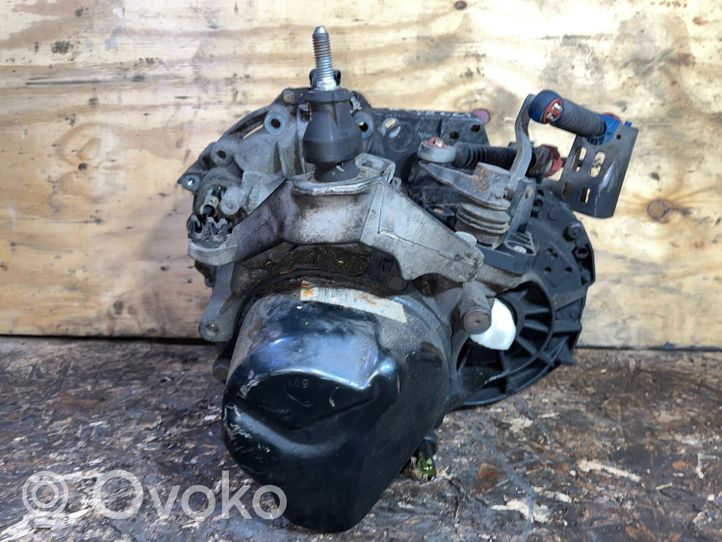 Renault Twingo II Manual 5 speed gearbox 8200114679