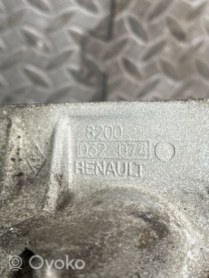 Renault Scenic I Moottorin kiinnikekorvake (käytetyt) 8200032074