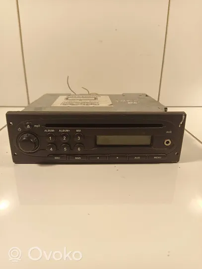 Renault Trafic II (X83) Unité principale radio / CD / DVD / GPS 281112231R