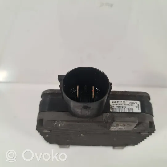 Volvo S60 Fan control module 940011200