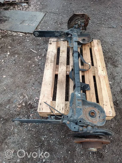 Renault Trafic III (X82) Rear axle beam 09761R