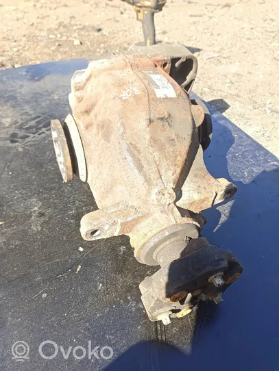 BMW 3 E90 E91 Rear differential 7598855