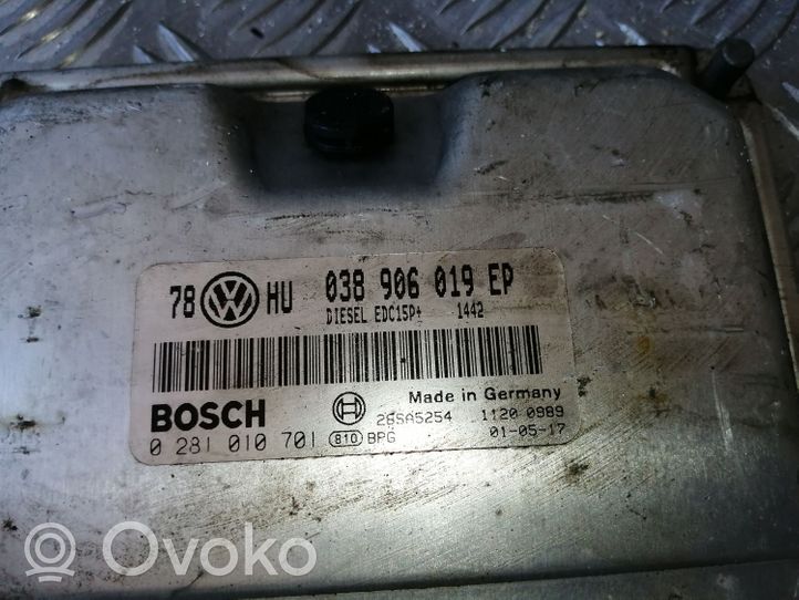 Volkswagen PASSAT B5.5 Centralina/modulo del motore 038906019EP