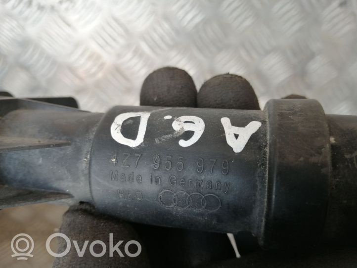 Audi A6 S6 C5 4B Ugello a spruzzo lavavetri per faro 4Z7955979