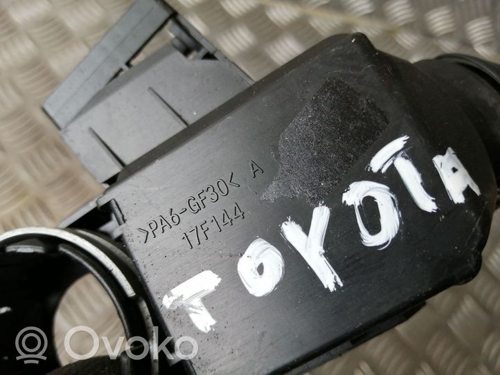 Toyota Avensis T270 Interruptor/palanca de limpiador de luz de giro 17F373