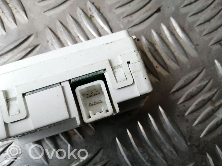 Toyota Prius (XW20) Monitori/näyttö/pieni näyttö 8395047010