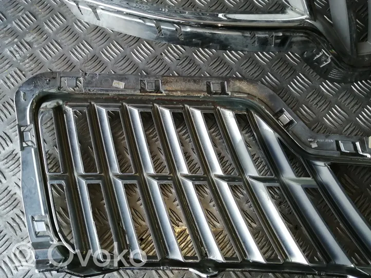 Lincoln MKZ I Maskownica / Grill / Atrapa górna chłodnicy AH6J8150ABW