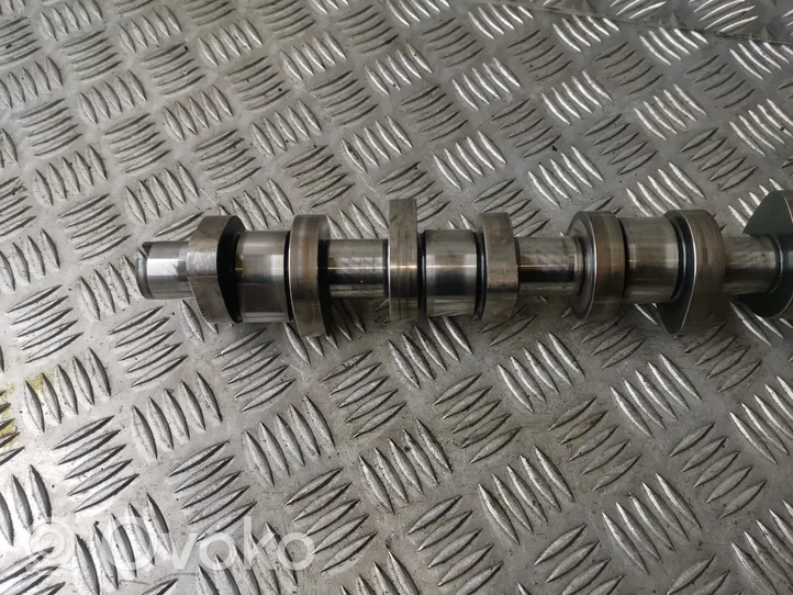 Volkswagen Golf V Camshaft 