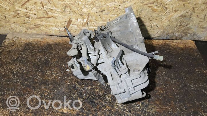 Renault Megane II Manual 6 speed gearbox 7701717853