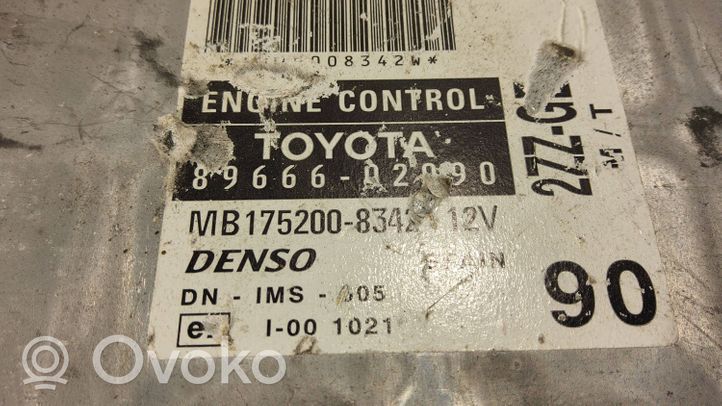 Toyota Corolla E120 E130 Calculateur moteur ECU 8966602090