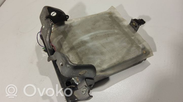 Toyota Corolla E120 E130 Sterownik / Moduł ECU 8966602090