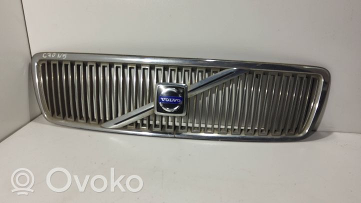 Volvo C70 Griglia superiore del radiatore paraurti anteriore 500911