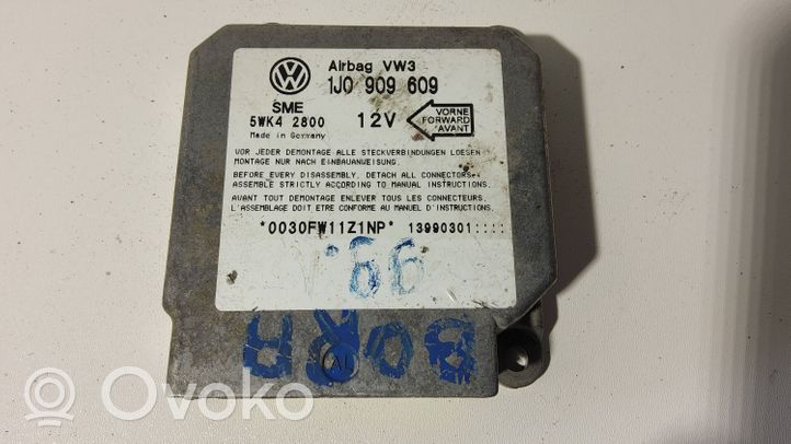 Volkswagen Bora Turvatyynyn ohjainlaite/moduuli 1J0909609