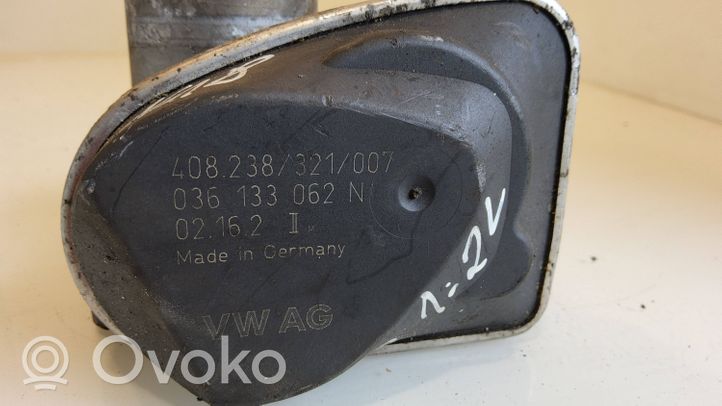 Volkswagen Polo Zawór przepustnicy 036133062N