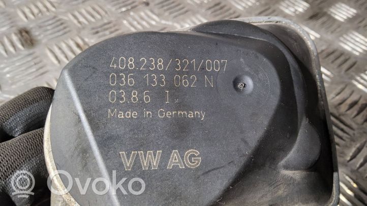 Volkswagen Polo Zawór przepustnicy 036133062N