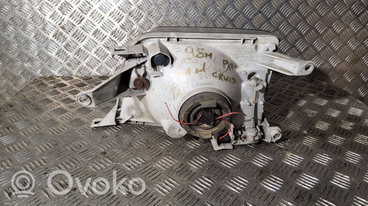 Toyota Land Cruiser (J100) Lampa przednia 11076430