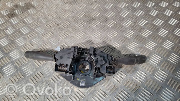 Jaguar X-Type Interruptor/palanca de limpiador de luz de giro 1X4313335AE