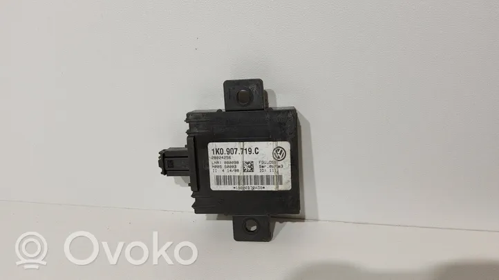Audi A3 S3 8P Alarm control unit/module 1K0907719C