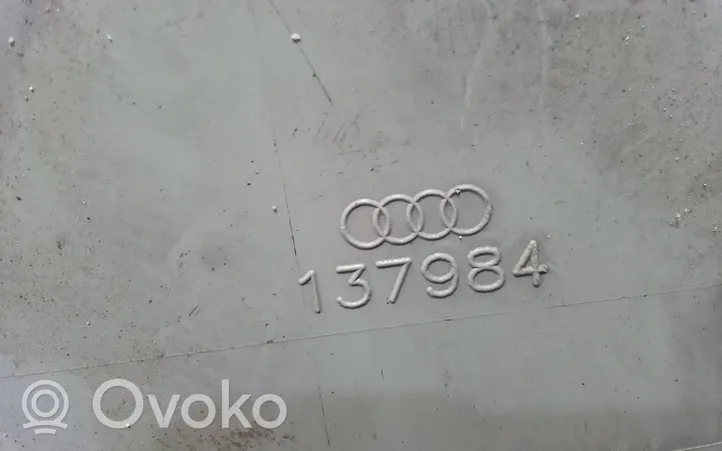 Audi 100 S4 C4 Priekinis posūkio žibintas 137984