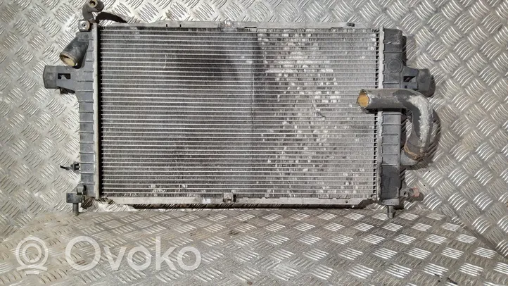 Opel Astra H Coolant radiator 13128925