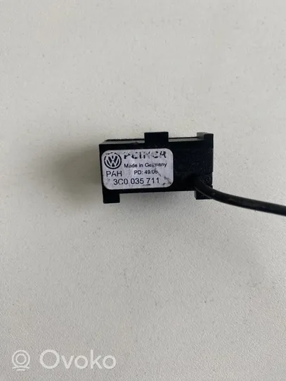 Volkswagen PASSAT B6 Microphone (Bluetooth / téléphone) 3C0035711