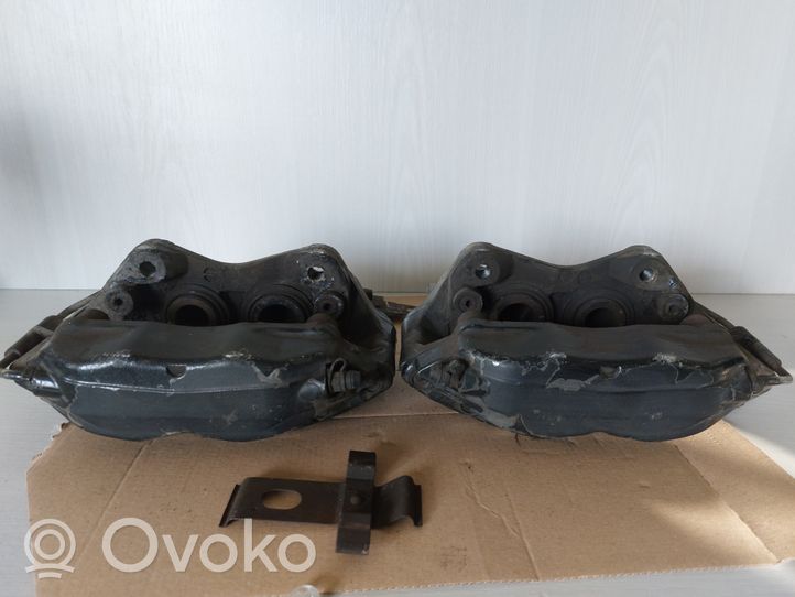 BMW 7 E38 Set dischi freno e pinze 