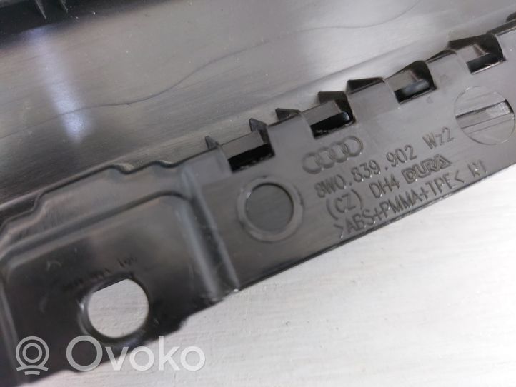 Audi A4 S4 B9 8W Kita galinių durų apdailos detalė 8W0839902