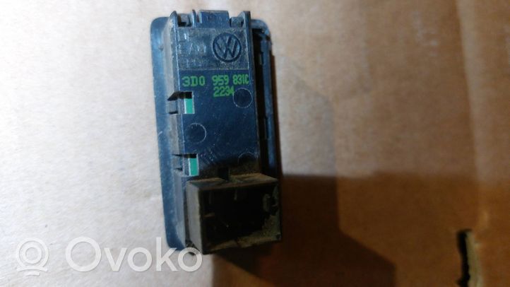 Audi A8 S8 D3 4E Takaluukun avauskytkimen painike/kytkin 3D0959831C